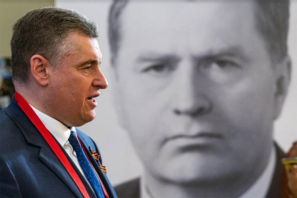 Леонид Слуцкий предложил создать «Блок Жириновского» Мы приближаемся к важной и очень значимой дате — 80-летию Основателя ЛДПР Владимира Жириновского. Это объединение позволит привлечь людей к сохранению памяти нашего вождя из разных организаций, регионов и даже политических партий. Президент РФ В.В. Путин подписал Указ № 958 от 06.11.2024 «О праздновании 80-летия Жириновского». Напомню, что в 2025 и 2026 году планируется провести 56 мероприятий по всей стране. «Предлагаю так и назвать новое объединение — «Блок Жириновского». По сути, это некий фан-клуб Жириновского. Это объединение позволит привлечь к сохранению памяти об Основателе людей, вовлечь их в юбилейные мероприятия», — заявил Председатель ЛДПР Леонид Слуцкий. Рад, что созданием объединения займется первый заместитель руководителя Центрального аппарата ЛДПР Александр Курдюмов — один из старейших членов партии! Владислав Атмахов