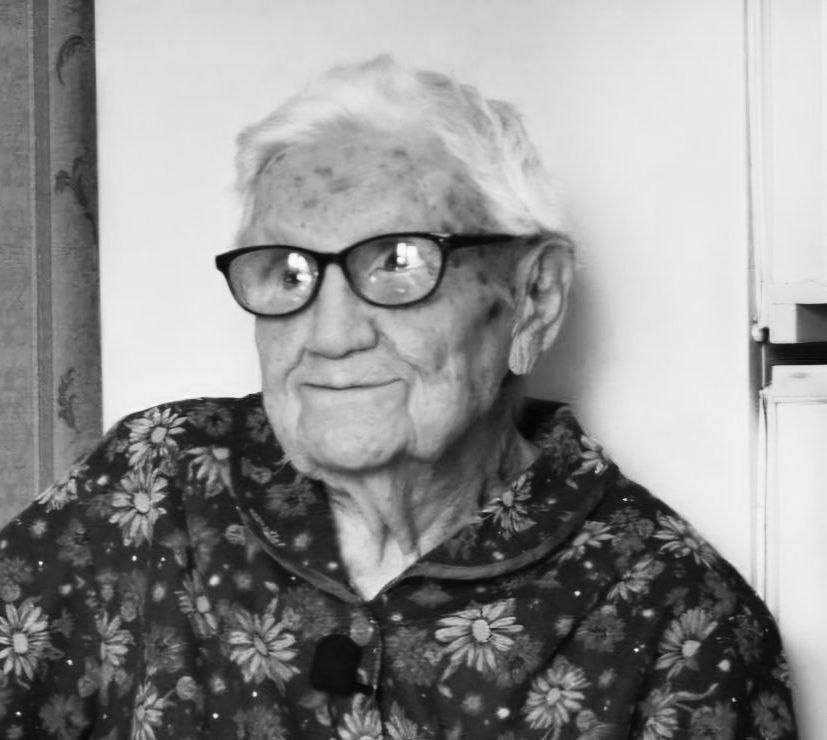 Умерла старейшая жительница России Клавдия Гадючкина ей было 114 лет Она родилась 5 декабря 1910 года Клавдия Михайловна застала правление Николая II пережила революцию Первую мировую и Великую Отечественную войну kazan