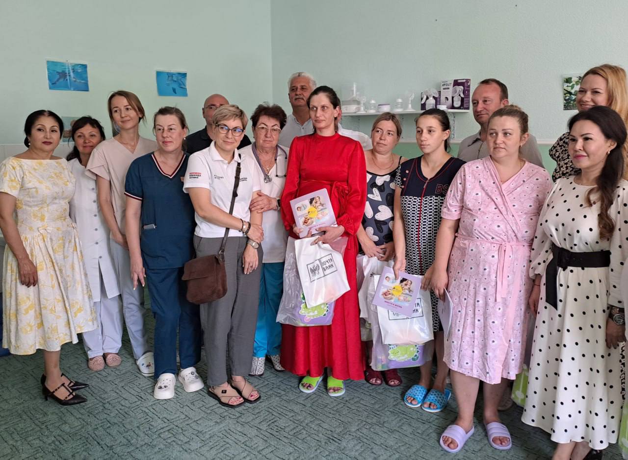 В Бердянском роддоме открылся новый кабинет послеродового сопровождения для мам, которые родили детей на раннем сроке Здесь будут проводить консультации и тренинги, а также предоставят необходимую литературу для изучения. Открытие кабинета стало возможным благодаря сотрудничеству благотворительного фонда «Подари солнечный свет» и Представительства Запорожской области в Москве в рамках проекта «Вместе в жизнь». Срочно Бердянск‼ Наш бот