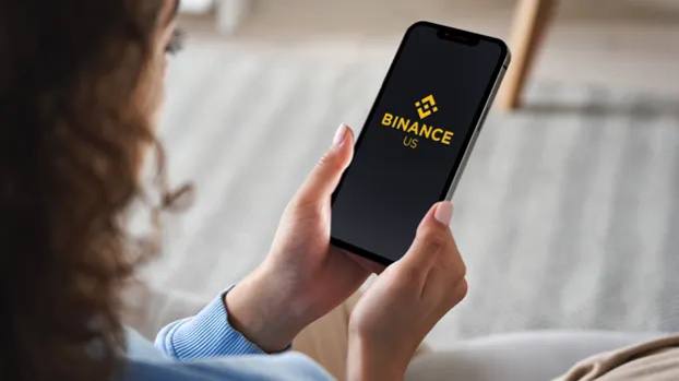 Binance US ждет, что в 2025 году ей разрешат возобновить операции с долларами   С июня 2023 платформа работала в условиях ограниченного банковского доступа, когда гражданские иски SEC привели к приостановке долларовых депозитов.