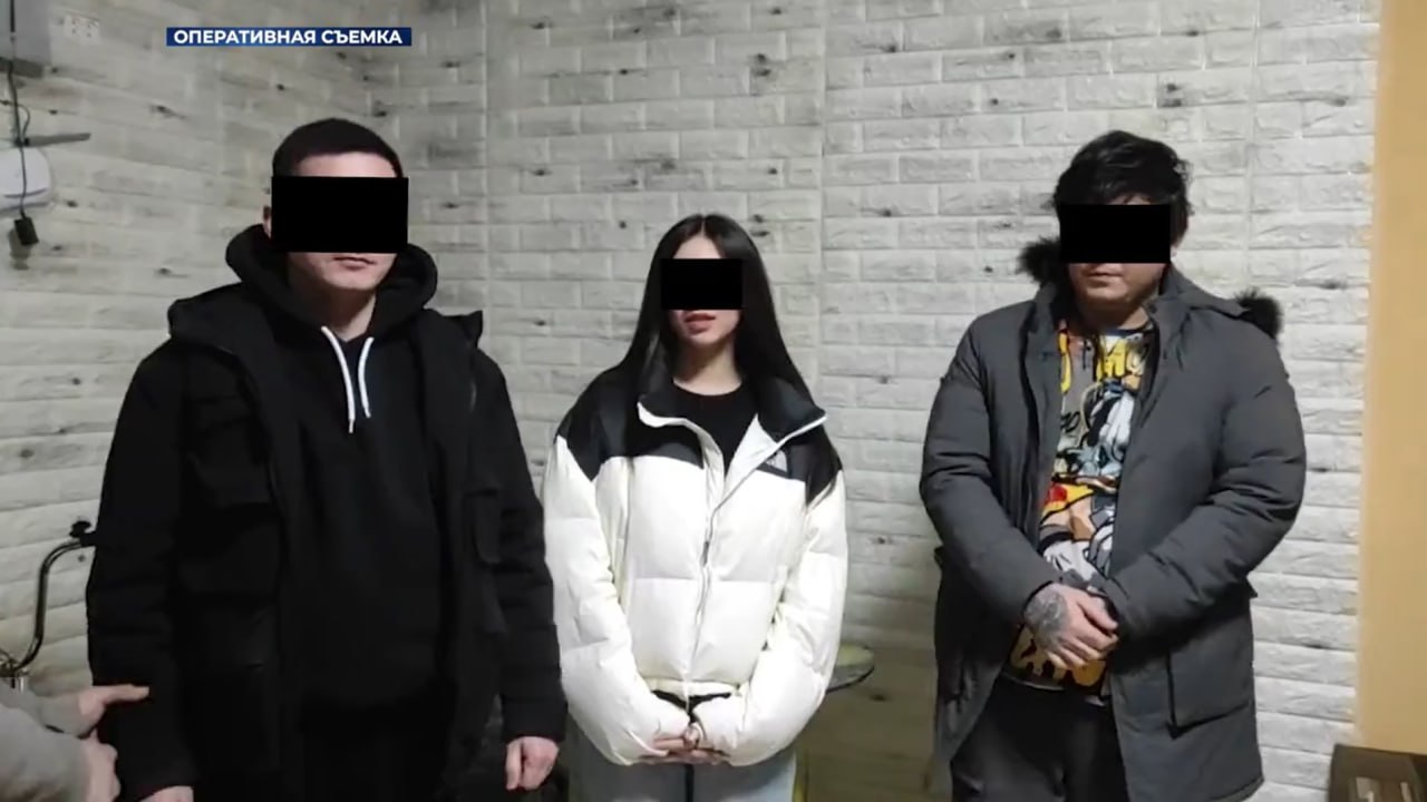 В Фергане раскрыта преступная группа обманувшая пенсионеров из России на миллионы рублей видео Мошенники обзванивали жертв представляясь сотрудниками банков и правоохранительных органов и под предлогом выплаты компенсаций требовали оплатить налог   uznews uz ru news 107311 uznews