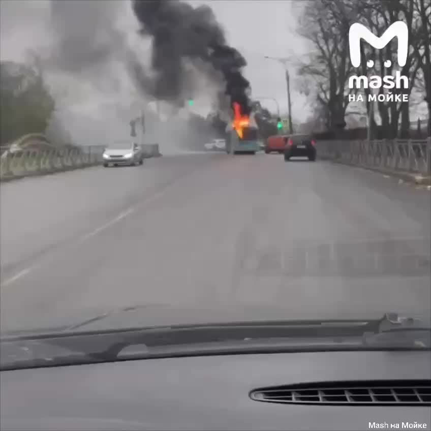 В Кронштадте произошел пожар в автобусе, никто не пострадал