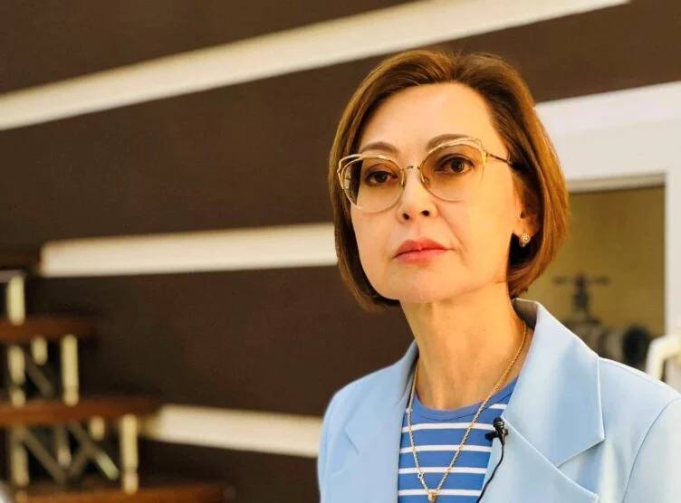 Гульшат Бажкенова подозревается в распространении и размещении заведомо ложных сведений Проводятся обыски По месту жительства и работы Гульшат Бажкеновой проводятся следственные действия Осуществляется изъятие электронных устройств и материалов для установления обстоятельств подготовки и размещения опубликованных заведомо ложных сведений и проверки их происхождения Следствие продолжается В полиции сообщается что все обстоятельства будут установлены в рамках закона   t me chinovnik kz