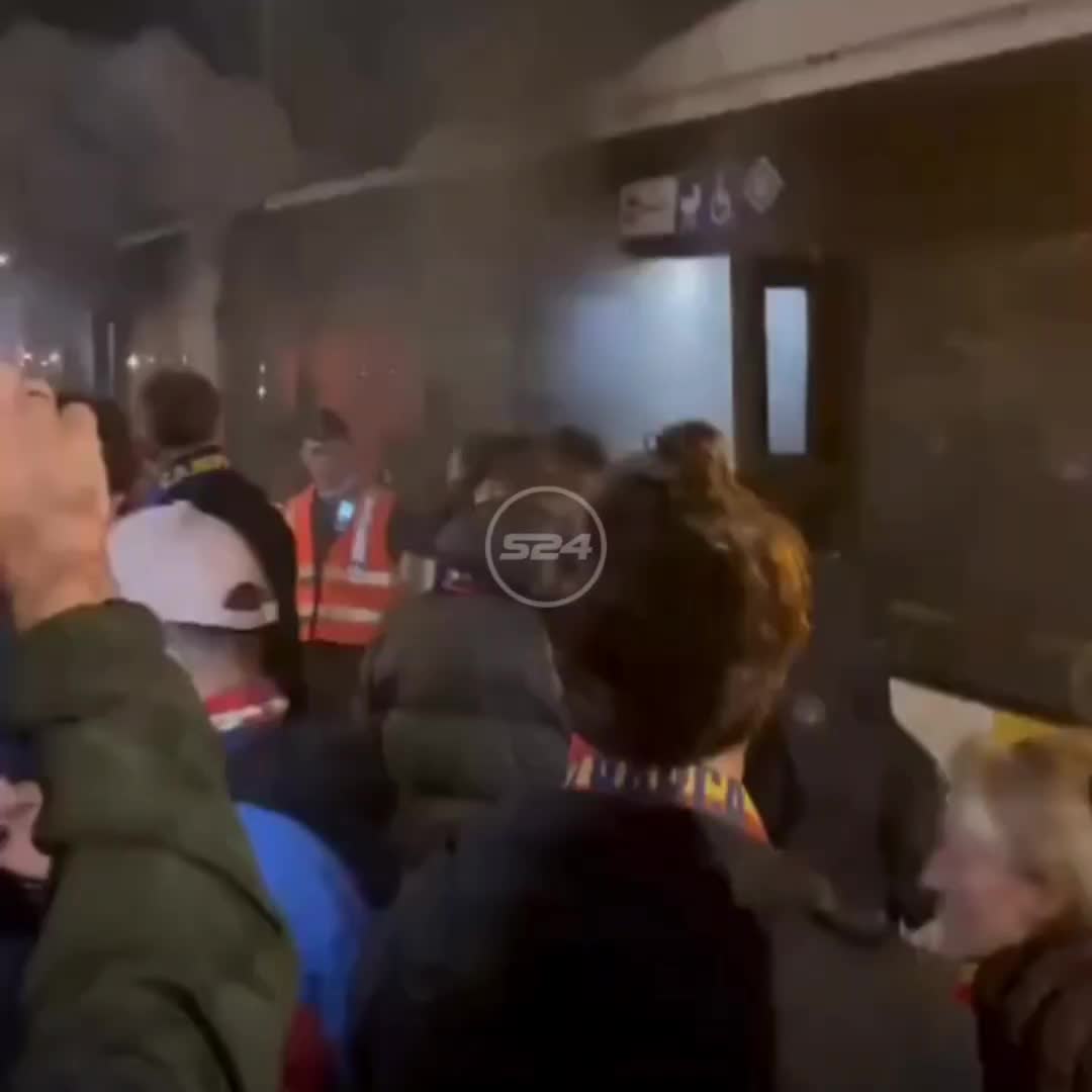 Автобус с болельщиками Барселоны сгорел в Бельгии перед матчем