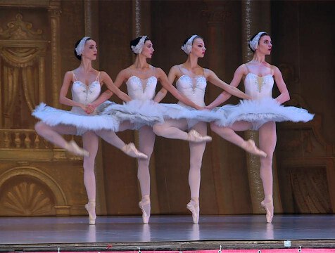 Всероссийский хореографический фестиваль "Лето грации" вновь пройдет в Калуге С 25 по 29 июня Калуга превратится в столицу разножанрового танцевального искусства. На открытой концертной площадке "Гостиный двор" пройдет пятый всероссийский хореографический фестиваль "Лето грации". Вход на все мероприятия свободный.