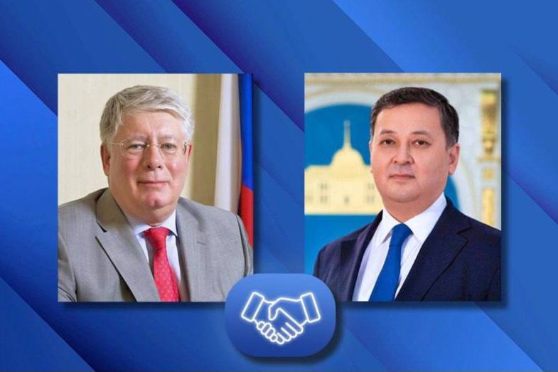 27 мая состоялась встреча Посла России в Казахстане Алексея Бородавкина и заместителя Премьер-министра - Министра иностранных дел Республики Казахстан Мурата Нуртлеу. Стороны обсудили перспективы развития российско-казахстанских союзнических отношений и интеграционных связей, ход реализации практических договорённостей, достигнутых по итогам двусторонних контактов на высшем и высоком уровнях, а также представляющие взаимный интерес вопросы региональной и международной повестки дня. Беседа прошла в традиционно дружеской атмосфере. #РоссияКазахстан