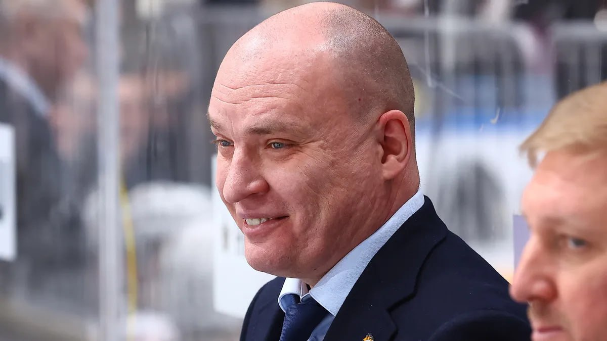 Металлург объявил о продлении контракта с главным тренером Андреем Разиным Новое соглашение рассчитано до конца сезона 2027 28