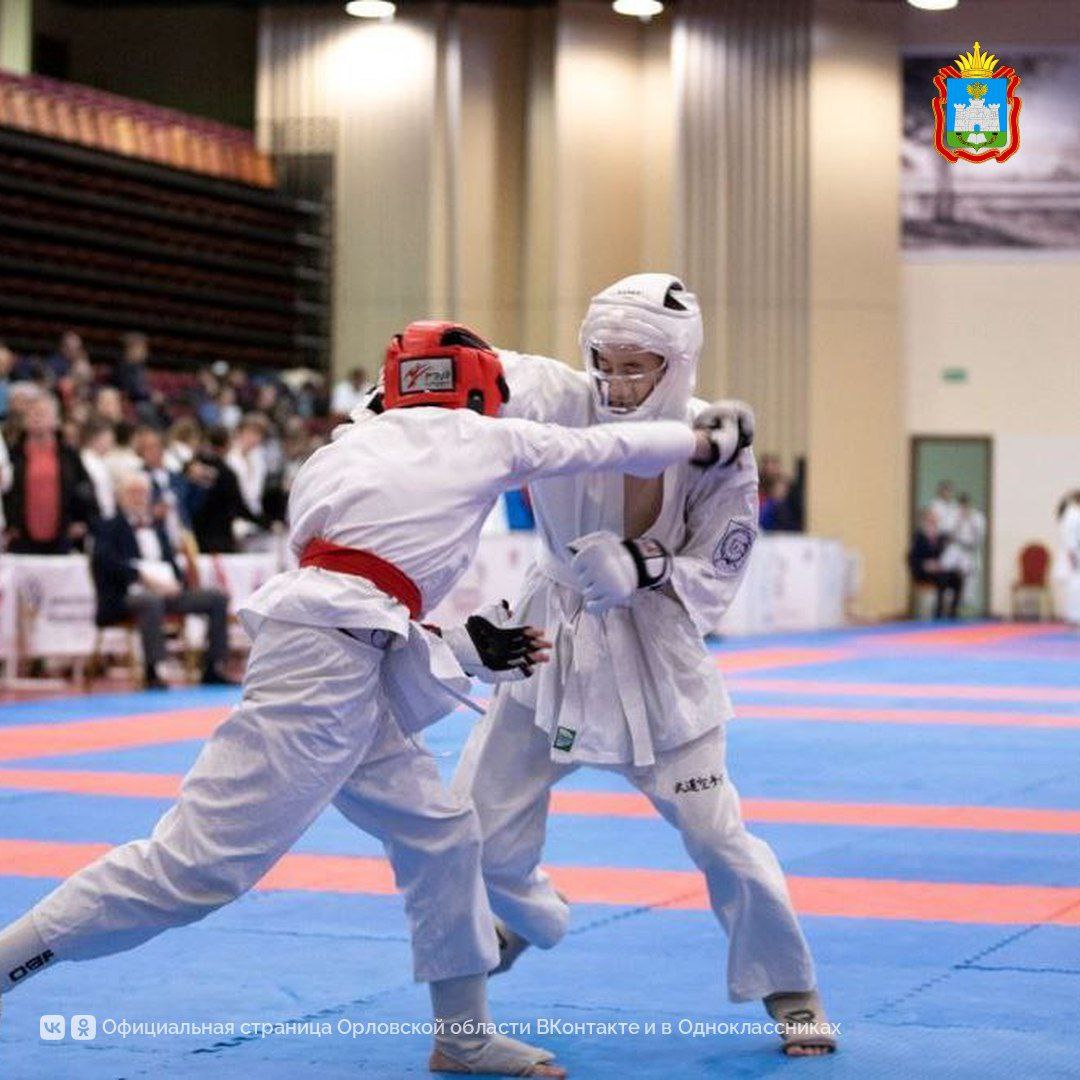В Орле стартовал чемпионат России по всестилевому каратэ. В торжественной церемонии открытия чемпионата приняли участие Губернатор Орловской области Андрей Клычков и исполнительный директор Российского союза боевых искусств, президент федерации всестилевого каратэ России Рамиль Габбасов. В соревнованиях участвую команды из 50 регионов России - всего 406 человек. Всего будет разыграно 64 комплекта наград. Спортивное мероприятие пройдет 4 и 5 мая 2025 года на базе ТМК «ГРИНН». #орловскаяобласть #чемпионатРоссии #каратэ