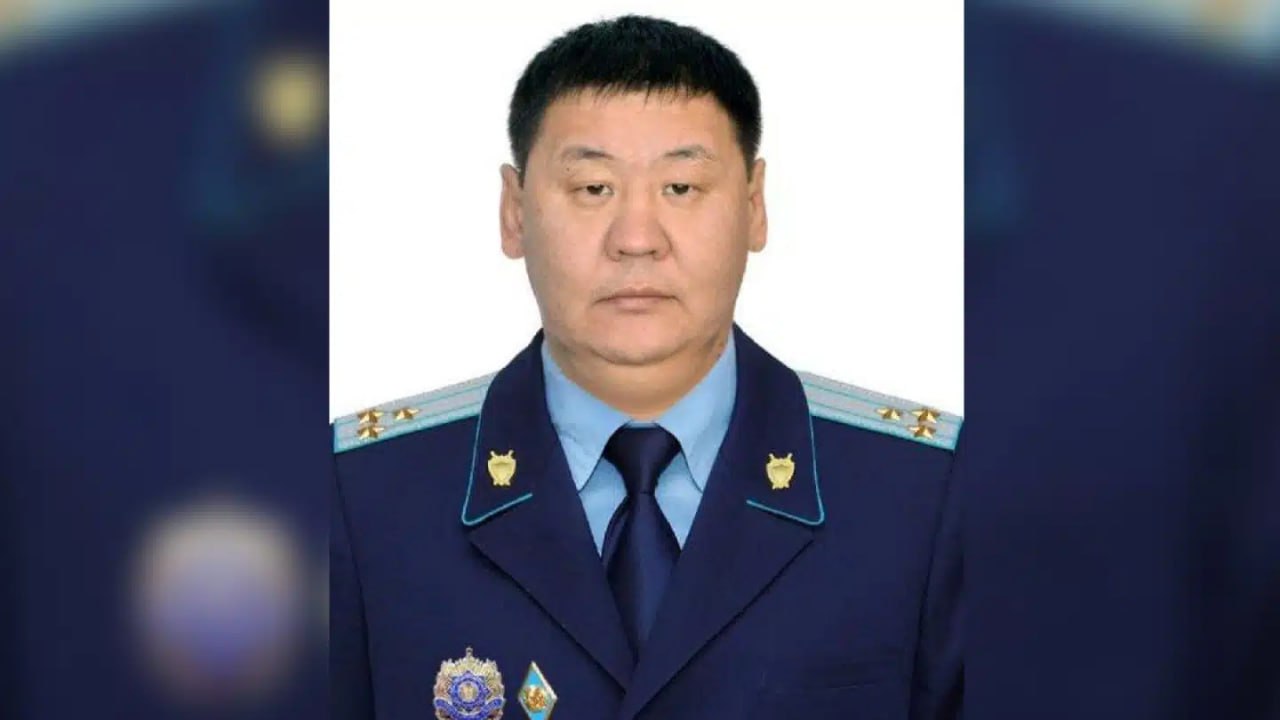 КНБ задержал прокурора города Рудный Пока в Алматы встречали игроков Реала в Рудном ДКНБ арестовали Мурата Успанова который был прокурором города с прошлого года В целях профилактики правонарушений в собственных рядах подразделением внутренней безопасности прокуратуры Костанайской области совместно с ДКНБ области 28 сентября 2025 года по подозрению в совершении уголовно наказуемого деяния задержан прокурор города Рудный пишет прсс служба Генпрокуратуры kursivm kursiv news