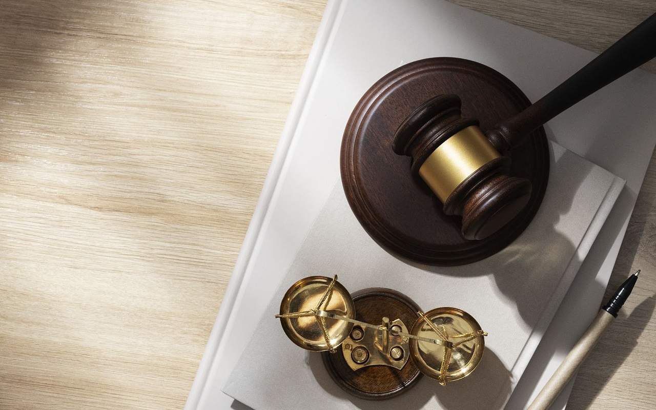 Белгородская ипотечная корпорация планирует судиться с Росавтодором Региональный земельный оператор Белгородской области требует признать отсутствие ограничений и обременений на участки в селе Стрелецкое Белгородского района и в Яковлевском районе С таким иском к Росавтодору и ФКУ Управление автомобильной магистрали Москва Харьков АО БИК обратилось в арбитражный суд Всего упоминается более десяти участков Истец требует установить что на них отсутствуют ограничения обременения в виде придорожной полосы федеральной автодороги Однако в определении указано что до 19 ноября истцу нужно предоставить доказательства оплаты госпошлины а пока исковое заявление оставлено без движения t me abiregbel max