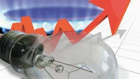 ФАС предлагает повысить тарифы на свет с января 2026 года  Федеральная антимонопольная служба вынесла на обсуждение проект повышения тарифов на электроэнергию для населения Вот ключевые пункты Рост начнётся уже с января 2026 первоначально планировалось с октября Причина повышение НДС с 20 до 22 Средний рост максимальных тарифов по стране к концу 2026 года прогнозируется на 11 3 Самые высокие тарифы Чукотка вырастут до 12 84 рубля за кВт ч Якутия до 10 93 руб   Самые низкие тарифы Иркутская область рост до 2 рублей за кВт ч ЛНР до 2 86 руб ДНР до 2 89 руб Херсонская область до 3 67 руб Запорожская область до 3 78 руб