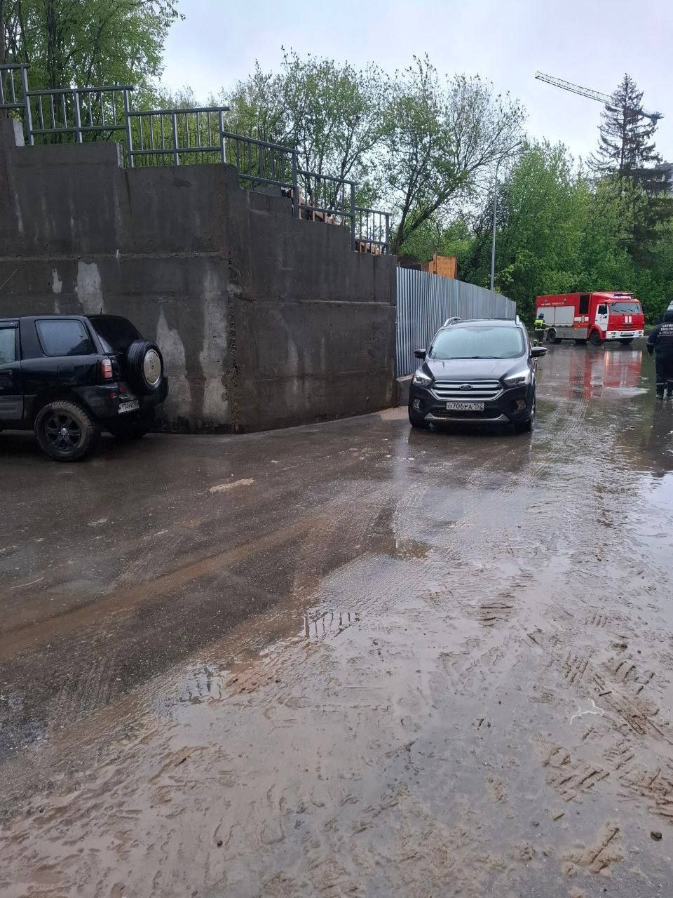 Последствия оползня на улице Ошарской устранили, сообщили в администрации город Прислать новость