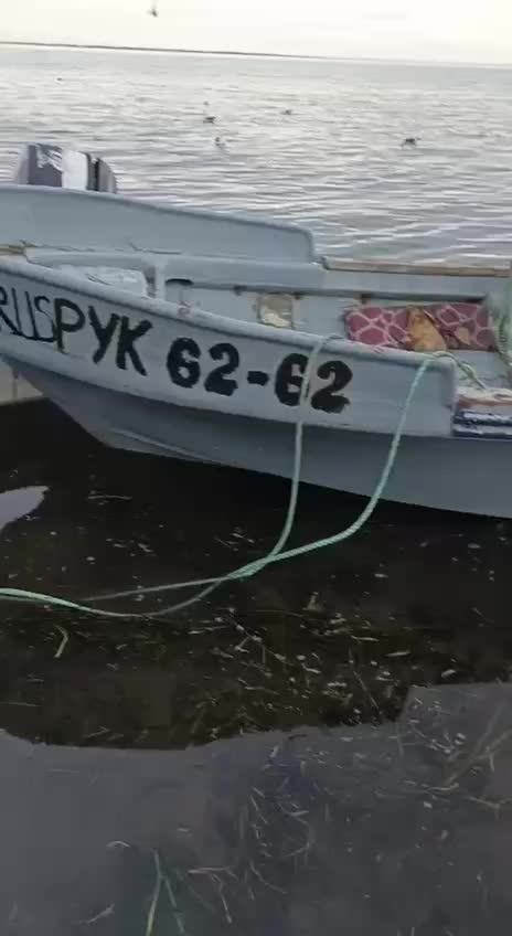 На Камчатке обнаружена брошенная лодка с уловом браконьеров