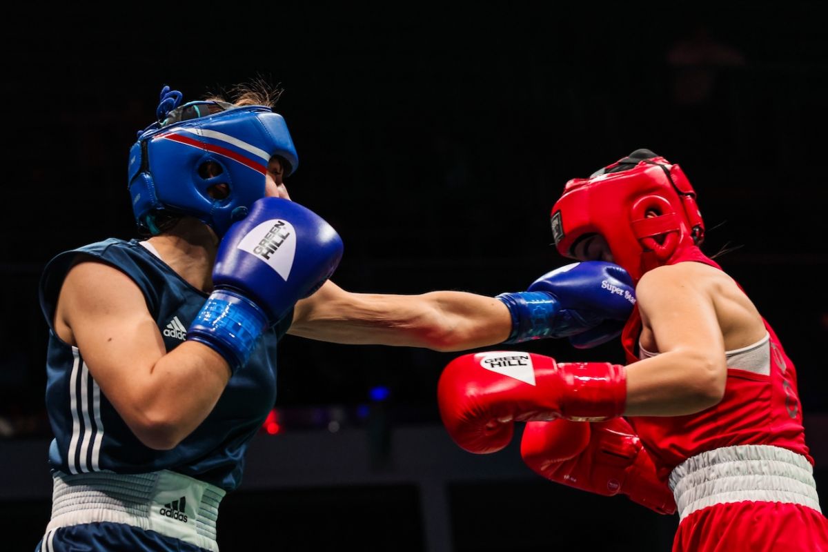 Тульская боксёрша Абрамова выиграла первый бой на Чемпионате страны   newstula ru fn 1762865 html Тульская спортсменка Дарья Абрамова с победы начала своё выступление на Чемпионате страны по боксу В этом году помимо чемпионского титула победители чемпионата получат по 1 5 миллиона рублей   Прислать новость Подписаться   Мы в MAX