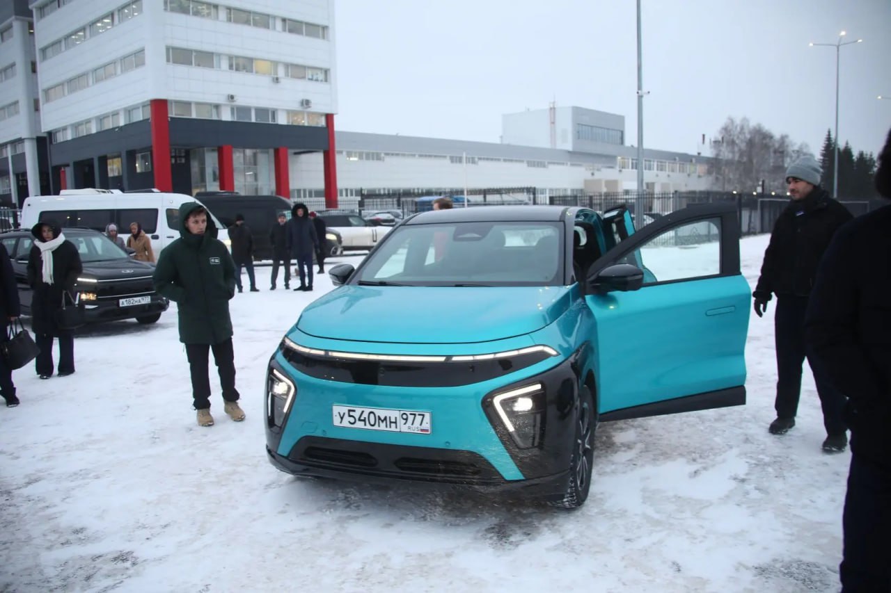 КАМАЗ объявил о старте предпродаж электромобиля Атом Предпродажа первой партии стала доступна для сотрудников предприятия rv shorts