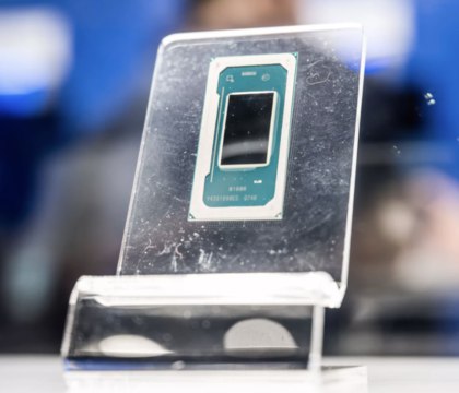 Процессоры Panther Lake от Intel будут представлены 9 октября Videocardz Тематический ресурс Videocardz посвященный компьютерным комплектующим сославшись на журналиста Макса Вайнбаха пишет что процессоры линейки Panther Lake от Intel будут представлены уже 9 октября 2025 года в рамках мероприятия Intel Tech Tour 2025 Также там покажут новые чипы линейки Xeon для рабочих станций