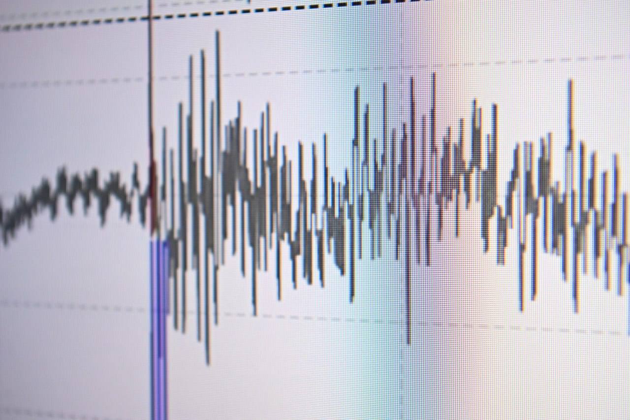 Землетрясение произошло возле Туапсе.  Магнитуда составила 3,9, сообщает Евразийский сейсмический центр.  Очаг залегал на глубине 5 километров.