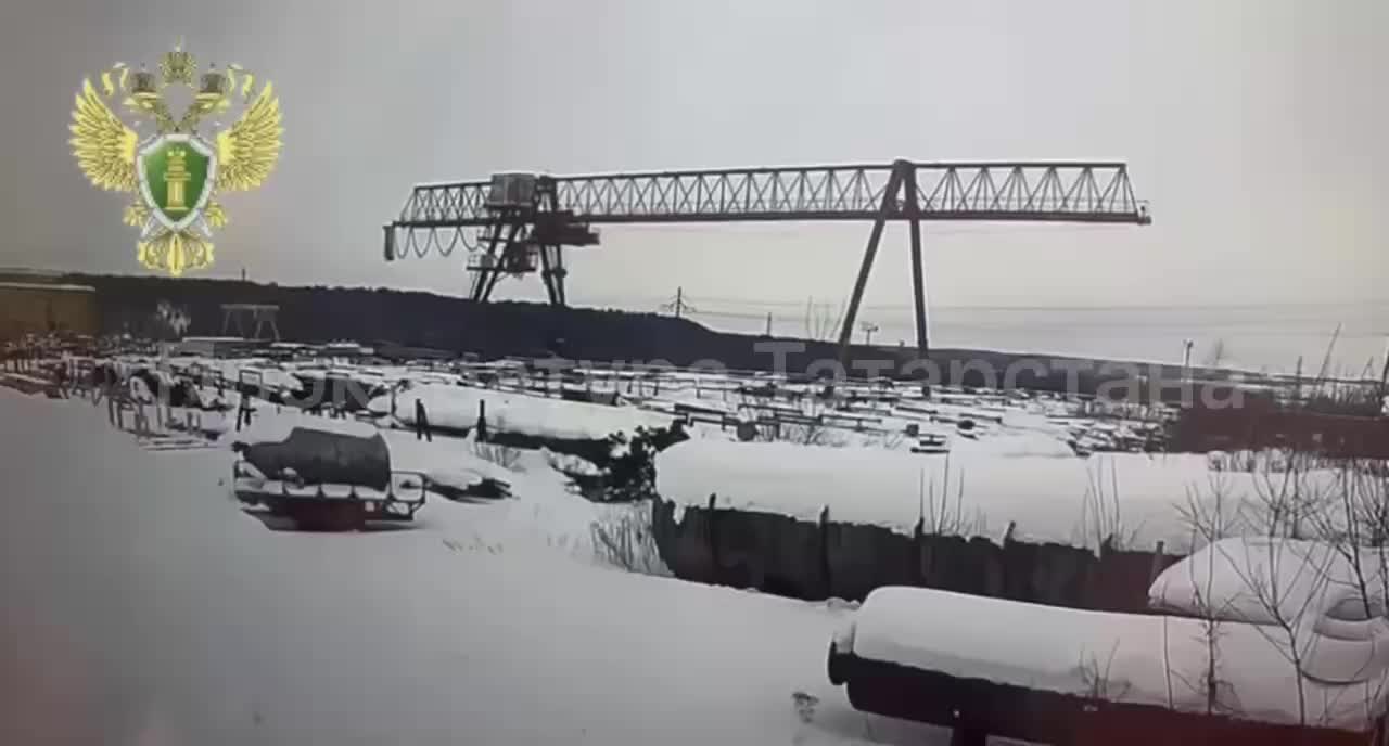 Проверка после падения крановщика на Бугульминском механическом заводе