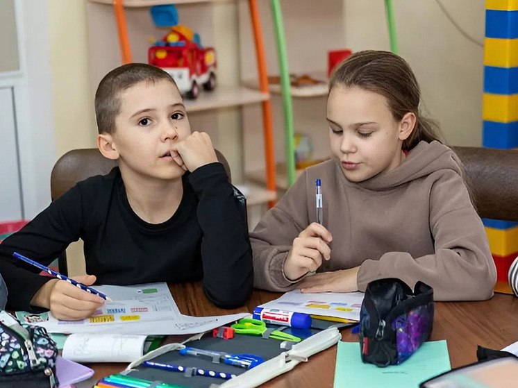 Более 1000 школьников Ямала отдыхают и учатся в тюменских и краснодарских лагерях