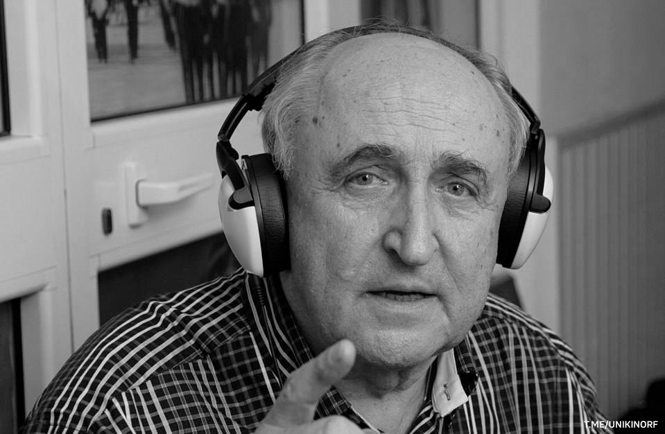 В возрасте 92 лет скончался режиссер Валерий Усков сообщает Союз кинематографистов России Усков совместно с режиссером Владимиром Краснопольским снял фильмы и телевизионные сериалы Вечный зов Тени исчезают в полдень Неподсуден и другие Подписаться Читать эксклюзив