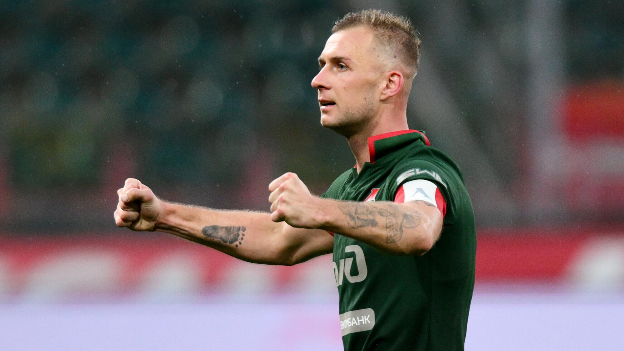 Локомотив и Дмитрий Баринов прекратили переговоры по новому контракту По моей информации переговоры по продлению контракта между кэпом и лидером Локомотива и самим клубом заморожены Скорее всего они не будут больше возобновлены Специально для championat punkinside