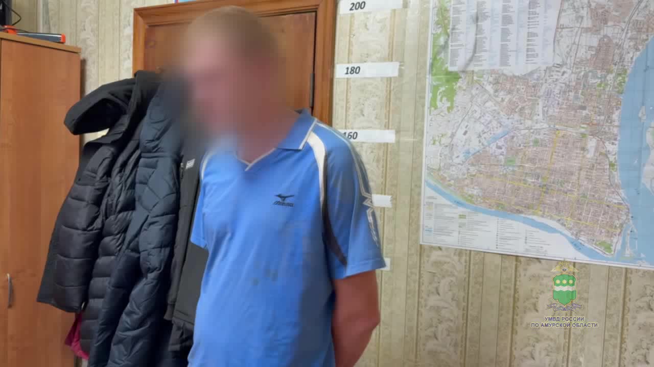 Подросток и мужчина задержаны за повреждение имущества в Ярославле и Благовещенске