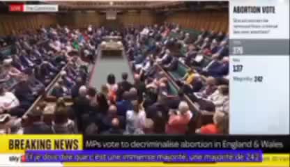 Британский парламент поддержал декриминализацию абортов до 36 недель