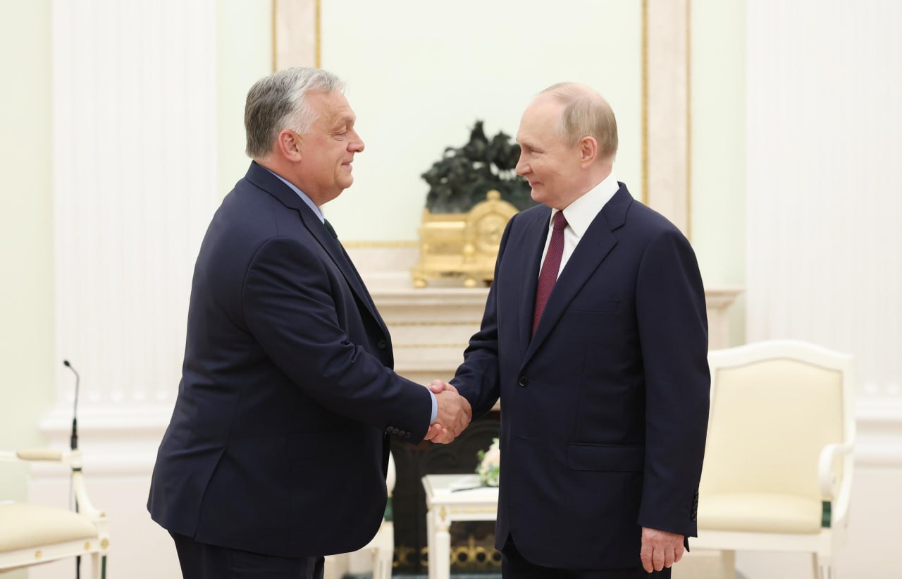 Венгрия окажет надлежащий прием президенту РФ Путину, если он решит посетить Будапешт, заявил венгерский премьер-министр Орбан