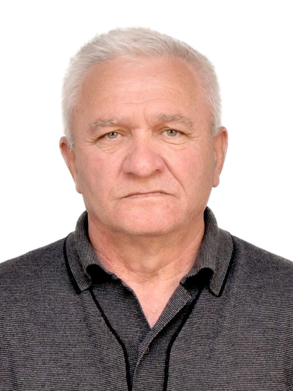 АМС Алагирского района возглавит Вячеслав Демуров   Его избрали на собрании представителей Алагирского района. Вячеславу Демурову предстоит руководить районом до следующих выборов, намеченных на сентябрь 2026 года.  Ранее он занимал должность заместителя председателя Собрания представителей Алагирского района.