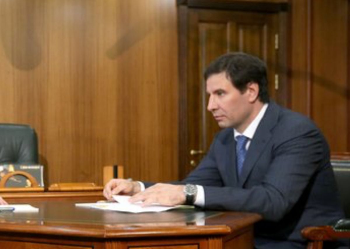 Медиаактивы основателя Макфы Юревича перешли Челябинской области ural business magazine online fn 1750950 html Бывшие медиаактивы основателя Макфы Михаила Юревича переданы Челябинской области Региональный холдинг Медиа Центр владеющий 31 каналом и радиостанциями DFM и Спутник с 16 октября 2025 года стал собственностью правительства Челябинской области Подписаться Обратная связь