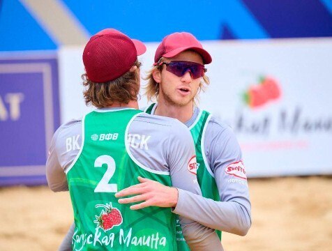 Обнинские пляжники на домашнем писке взяли бронзу этапа Чемпионата России Обнинск принимал 12 й этап Чемпионата России по пляжному волейболу Калужскую область достойно представили игроки ВК Обнинск Дмитрий Веретюк и Фёдор Сабаев завоевали бронзу http gtrk kaluga ru news sport news 56641
