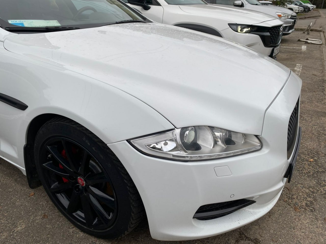 Средневзвешенная стоимость подержанной машины в ноябре составила 1 30 млн руб Это на 13 больше показателей 2024 года По сравнению с октябрем средняя цена на автомобиль с пробегом увеличилась на 1 1 Об этом на форуме ИИ революция в автобизнесе 2025 сообщил исполнительный директор Автостата Сергей Удалов