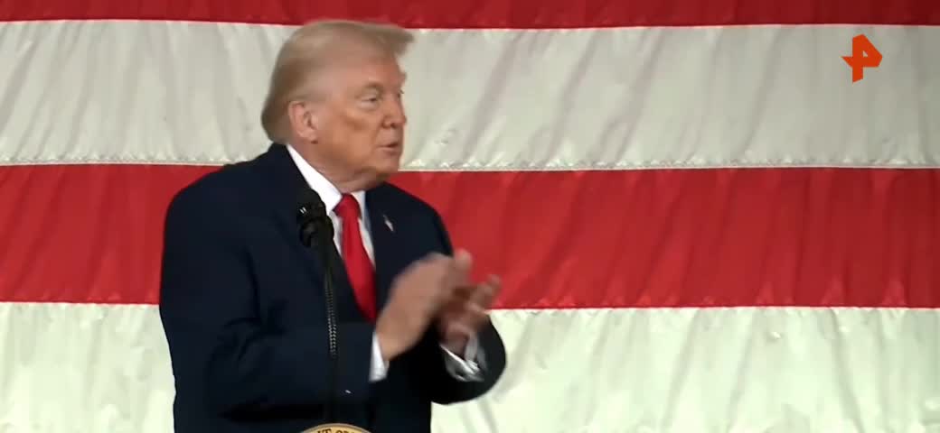 Мелания Трамп поддержала Дональда в танце на мероприятии для военных