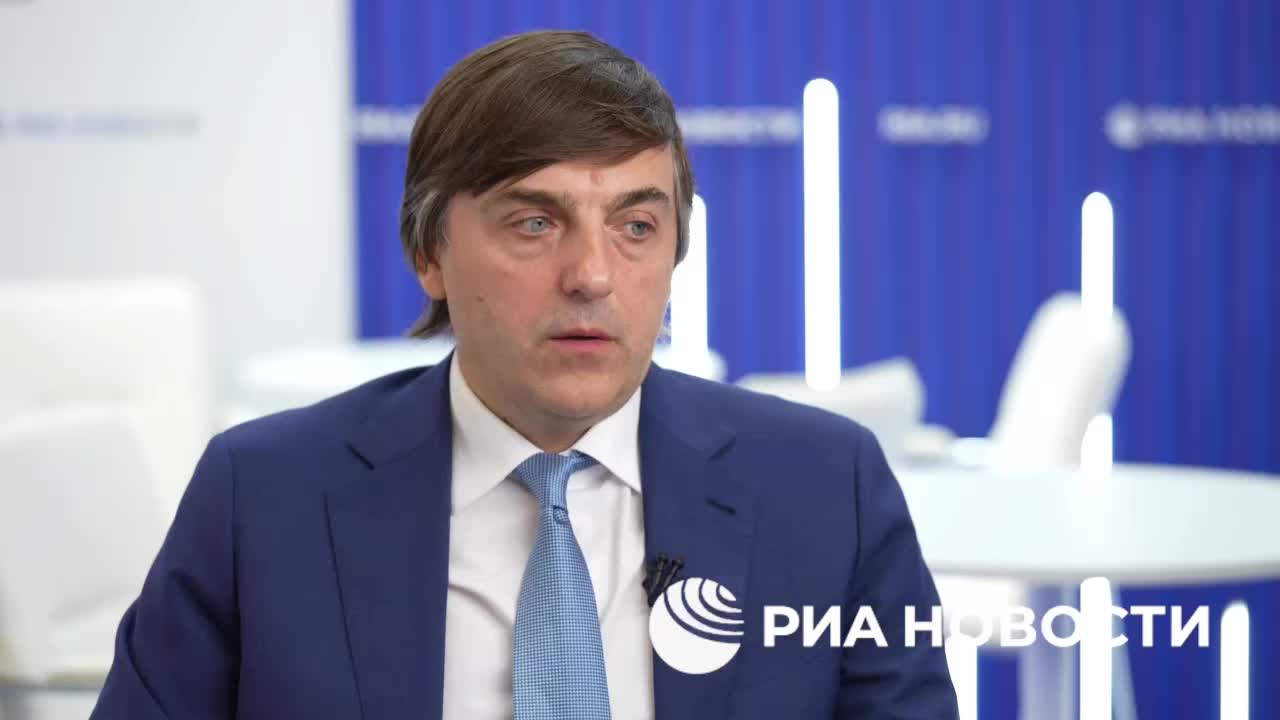 С 1 сентября 2025 года в российских школах введут единые требования к изучению предметов