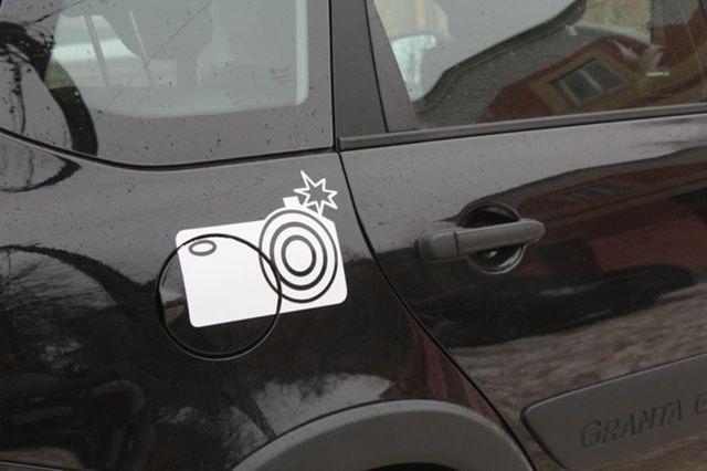 До 2 ноября на некоторых дорогах Марий Эл и Йошкар Олы работают комплексы Паркон А Мобильные комплексы фиксируют нарушение остановки и стоянки машин Они работают на автодороге Подъезд к п Сосновый Бор а также на участках от дома 32 на улице Машиностроителей до улицы Зеленая от дома 73 по улице Красноармейская до улицы Осипенко у дома 31 по улице Петрова а также на улице Йывана Кырля от улицы Фестивальная до дома 25 Подробнее Фото УГИБДД МВД РФ по РМЭ Подписывайтесь на наш канал в МАХ