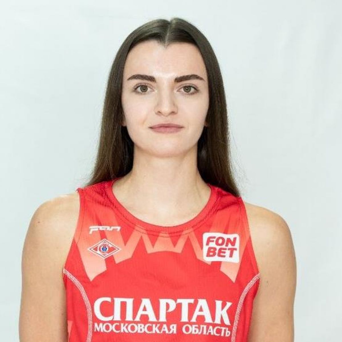 Александра Пиляева из Ливен стала чемпионкой России по баскетболу Уроженка Орловской области Александра Пиляева стала чемпионкой России по баскетболу среди женских команд Высшей лиги. В решающей встрече Александра переборщила с фолами и была удалена, однако по ходу турнира девушка из Ливен демонстрировала стабильно результативную игру. ↗ Прислать новость Подписаться