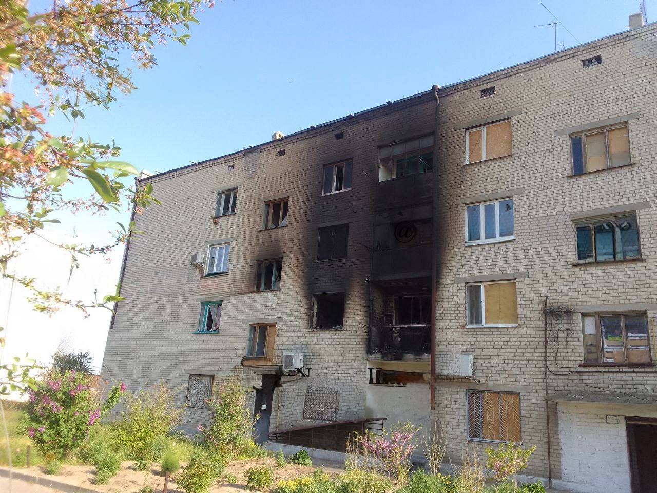 ‼  Владимир Сальдо: за последние сутки из-за киевской агрессии на Херсонщине пострадал мирный житель  "В Алешках ранения получил мужчина 69 лет. Его доставили в местную больницу. Также в Виноградово был поврежден частный дом", - сообщил губернатор региона.  Кроме того, обстрел ВСУ привел к аварийному отключению электроснабжения в Голопристанском округе. Без света остались 3,7 тысяч человек. Аварийные бригады уже приступили к ремонту.  Радио Таврия - подписаться
