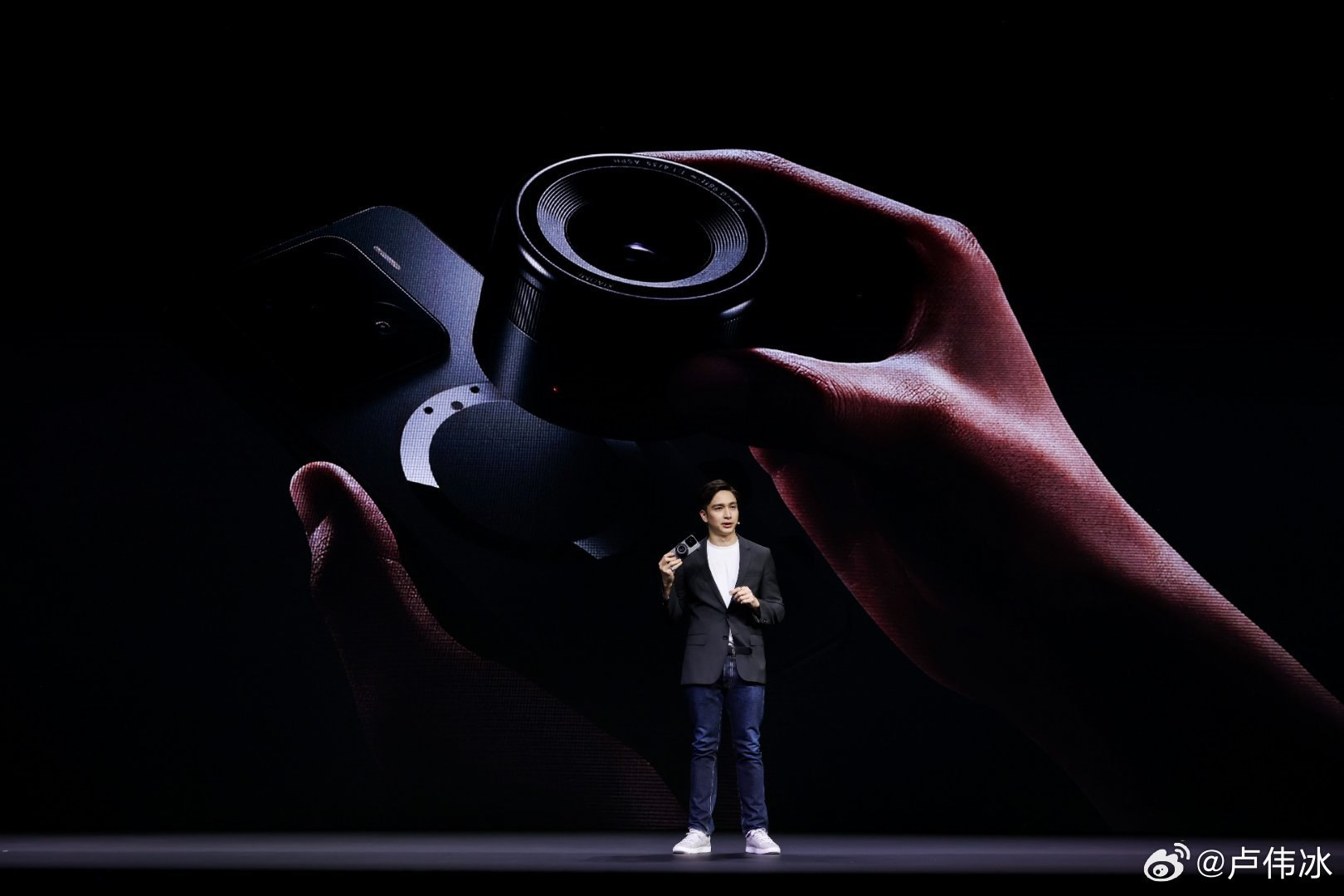 Xiaomi похоже запустила массовое производство магнитных камер Прорыв в мобильной фотографии или заведомо провальная погремушка Подробнее mt today e1az9t