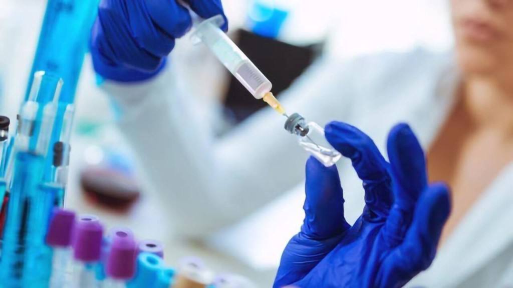 Победить рак стало более возможным. Учёные создали вакцину против рака: успешные испытания на мышах показали, что после её введения дополнительная терапия не понадобилась.