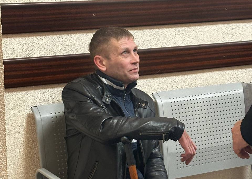 Казанский суд лишил Исуса Христоса имени Теперь ранее судимый мужчина будет носить свое прежнее имя Евгений Петрович Чекулаев Такое решение вынесли со ссылкой на заключение Минюста о том что смена имени по религиозным причинам не допускается Было также решено что Чекулаев ввел людей в заблуждение и оскорбил чувства верующих   Подписаться в MAX на случай блокировки Telegram