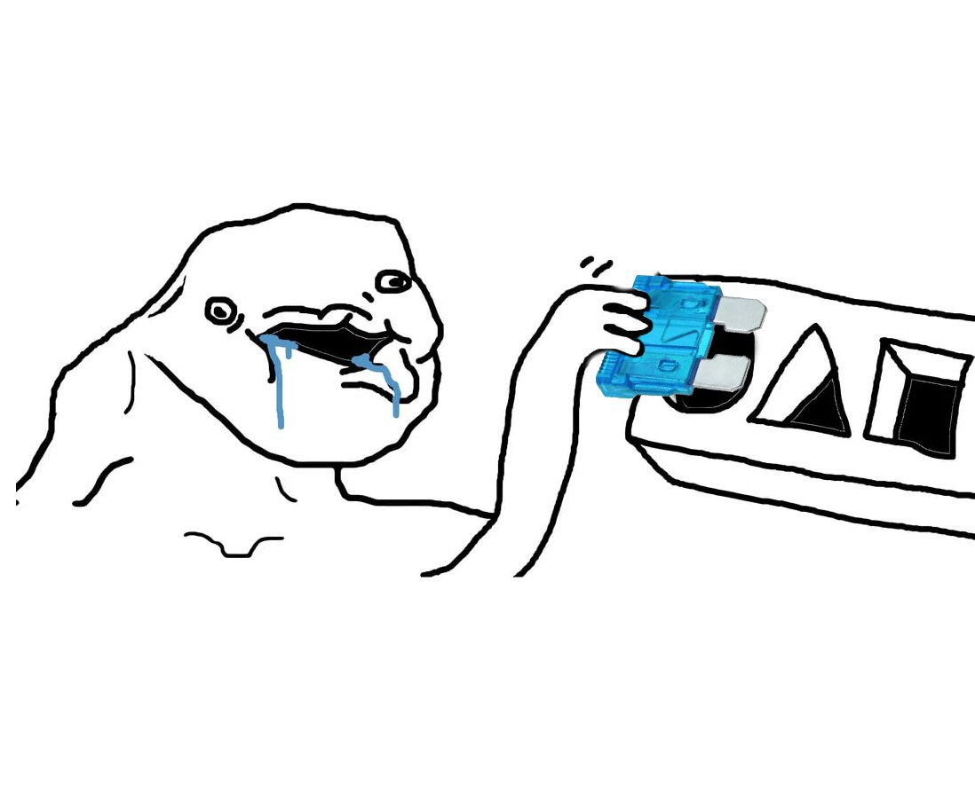 У новинки Lada Iskra массово отказывает электроника после пары тысяч километров пробега на АвтоВАЗе перепутали предохранители при сборке Владельцы жалуются что через месяц перестают работать обогрев омыватель лобового стекла парктроник и ESP Компания уже выпустила предписание как поменять предохранители местами чтобы всё снова заработало А что ещё случилось