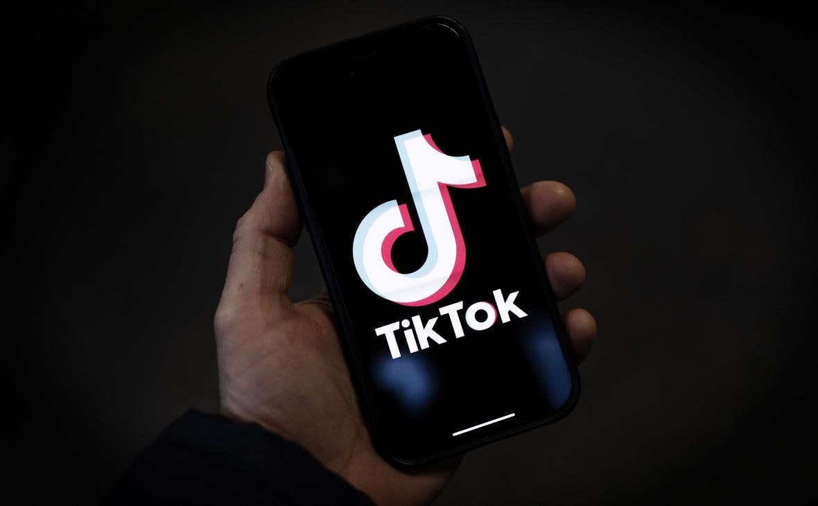 Дональд Трамп подписал указ о продлении работы TikTok в США на 90 дней Срок действия документа — до 17 сентября. Об этом американский лидер написал в соцсетях. Подпишись на «Говорит Москва»
