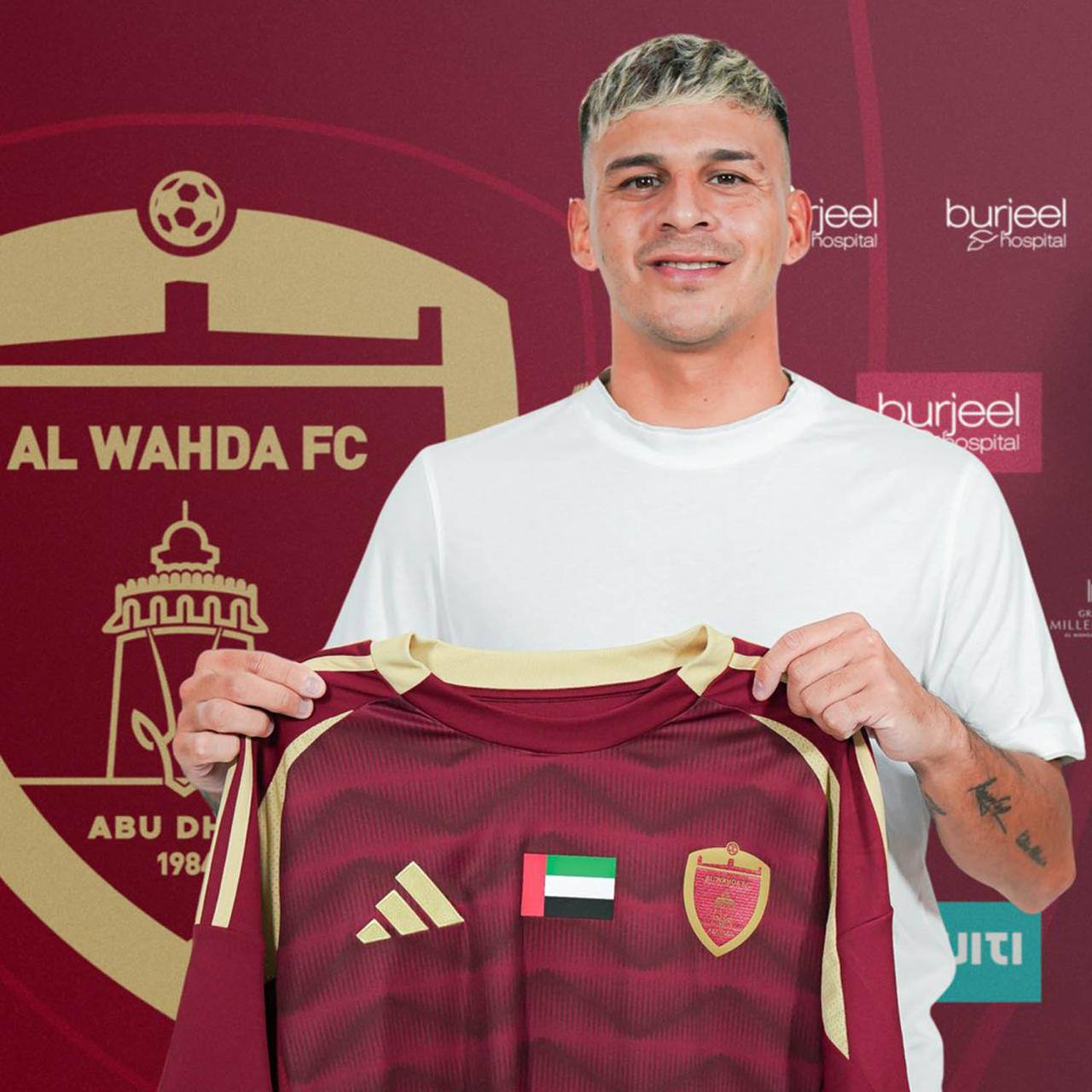 Вера переходит в Локомотив контракт на 2 5 года Экс хавбек Химок и Оренбурга вылетел в Москву на медосмотр СЭ Летом Лукас в последний момент передумал переходить в Локо и подписал контракт с Аль Вахдой Хотя уже были куплены билеты в Москву Следите за новостями любимой команды в Моей Ленте на Спортсе