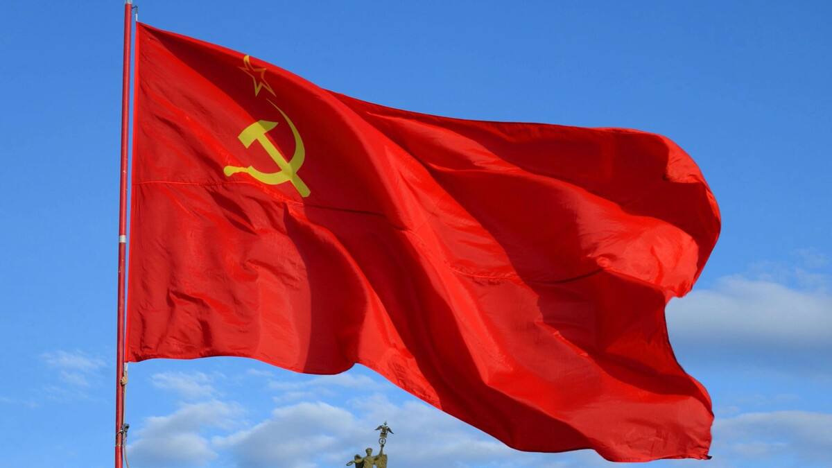 Президент Чехии Павел подписал закон о запрете пропаганды коммунизма.  За создание и поддержку движений с этой идеологией теперь предусмотрено наказание — до 5 лет лишения свободы.     Подписаться    Написать в редакцию    Поддержать Донбасс