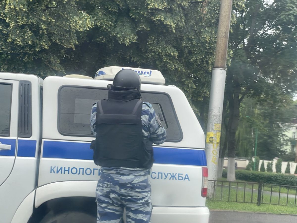 В Липецке школы 59 65 и детсад 5 проверяют из за анонимных угроз минирования   newslipetsk ru fn 1728056 html В Липецке сегодня 23 сентября экстренные службы проверяют школы 59 и 65 и детский сад 5 поступили анонимные сообщения о минировании   Прислать новость Подписаться