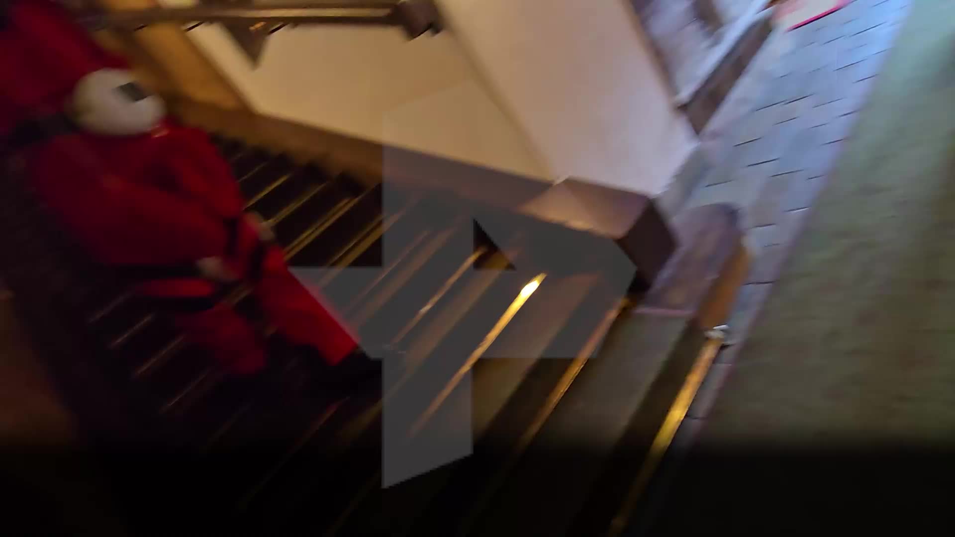 Сеть Rendez Vous Russia отметила 25-летие в Куршевеле с размахом, вызвав критику