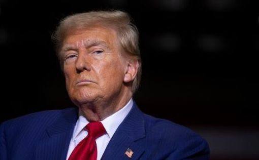 В США готовятся массовые протесты против Трампа в день его рождения Более 100 продемократических организаций по всей территории США готовят массовые акции протеста против президента Дональда Трампа. Они запланированы на субботу, 14 июня — день его 79-летия. Об этом сообщает издание Axios. Акция под названием "No Kings — общенациональный день неповиновения" охватит более 1800 городов и населенных пунктов во всех штатах США, а также Пуэрто-Рико. Отдельные митинги намечены в Колумбии, Малави, Италии, Португалии, Германии и Великобритании. Всего ожидается участие миллионов человек. При этом Трамп же на свой день рождения запланировал масштабный военный парад в Вашингтоне - в честь не только своего праздника, но и 250-летия армии США. На парад, по прогнозам Пентагона, может быть потрачено около 45 миллионов долларов — не считая затрат на работу спецслужб и полиции. Дональд Трамп хочет парада танков и силы, но настоящая сила проявляется не в Вашингтоне, а в людях по всей стране. — говорится на сайте движения No Kings. Организаторы сознательно отказались от протестов в самом Вашингтоне, округ Колумбия, чтобы избежать прямых столкновений с властями и подчеркнуть "контраст, а не конфликт". К протестной волне присоединится и организация Women s March, планирующая собственные акции под названием "Выгоним клоунов". На их мероприятия по всей стране уже зарегистрировались свыше 13 тысяч участников. Президент заявил, что любые протесты во время субботнего парада будут встречены "очень большой силой". Напомним, что сейчас протестами мигрантов охвачен Лос-Анджелес. ________________________ Хотите знать больше? : Mignews