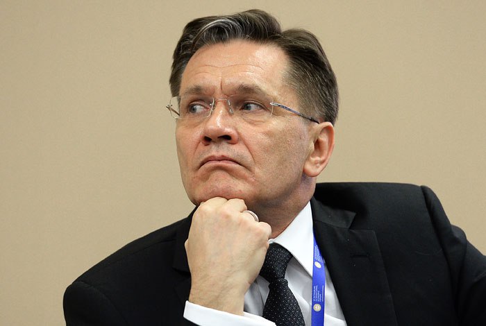 Очередной раунд консультаций между Россией и МАГАТЭ, в том числе по ситуации на ЗАЭС, пройдет в начале июня, сообщил Алексей Лихачев. «Повестка дня будет направлена не только в сегодняшний день, но и в завтрашний», – отметил глава Росатома. #Лихачев #Росатом Подписывайтесь на "Донбасс решает".