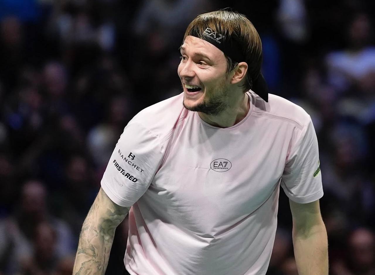 Алькарас вернулся на первую строчку мирового рейтинга ATP Бублик обошёл Медведева Ассоциация теннисистов профессионалов ATP опубликовала обновлённый рейтинг в мужском одиночном разряде Читать на Чемпионате