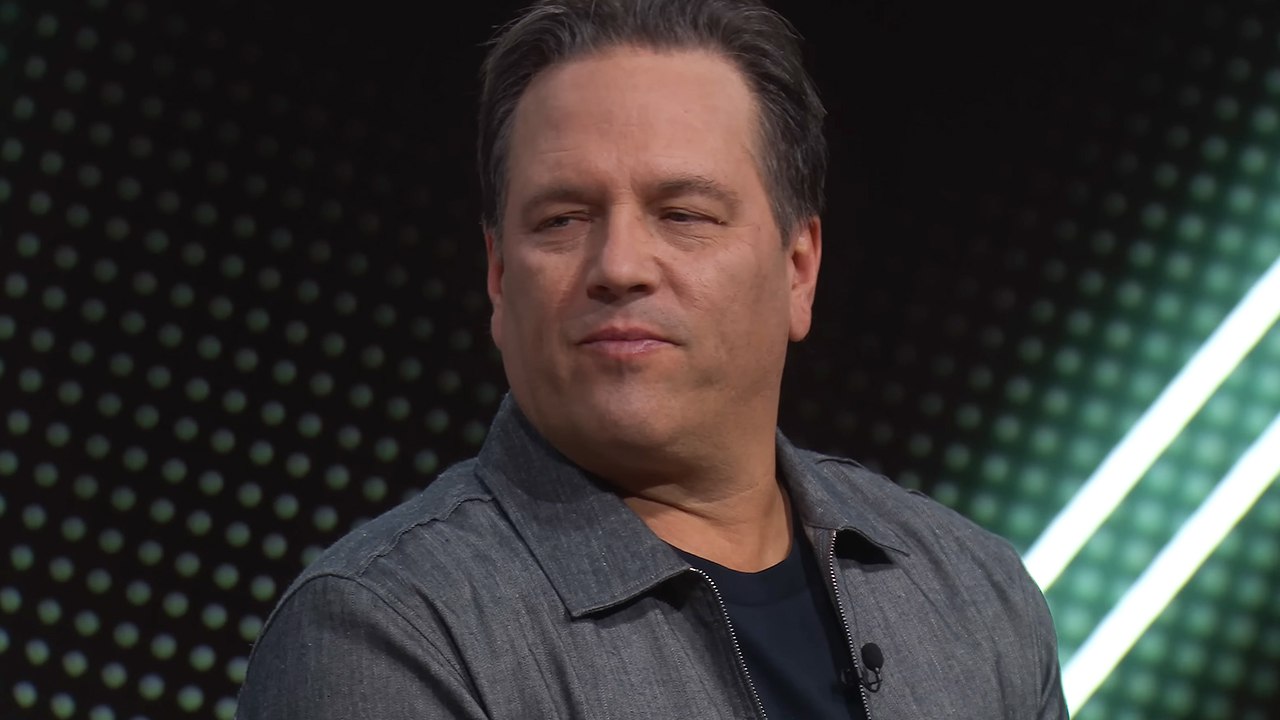 По слухам Microsoft готовит массовые сокращения ради развития ИИ Издание Tipranks ссылаясь на свои источники сообщает что Microsoft планирует провести новый крупный раунд увольнений в январе 2026 года Своих мест могут лишиться от 11000 до 22000 сотрудников по всему миру что составляет от 5 до 10 от общего штата компании Ожидается что процесс оптимизации начнется в третью неделю января Основной удар придется на команды облачного сервиса Azure глобальные отделы продаж и игровое подразделение Xbox В зоне повышенного риска находятся менеджеры среднего звена и команды отвечающие за старые продукты Главной причиной реструктуризации называют резкое смещение фокуса на развитие систем ИИ На данный момент Microsoft официально не подтвердила эти планы Наш магазин xbox hub storebot Интервью Инсайды Слухи Xbox XboxSeries XboxOne XboxGame